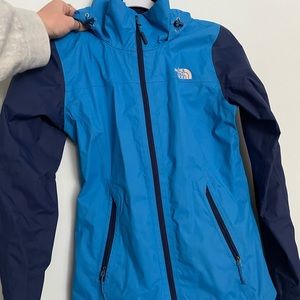 North face windbreaker/rain jacket